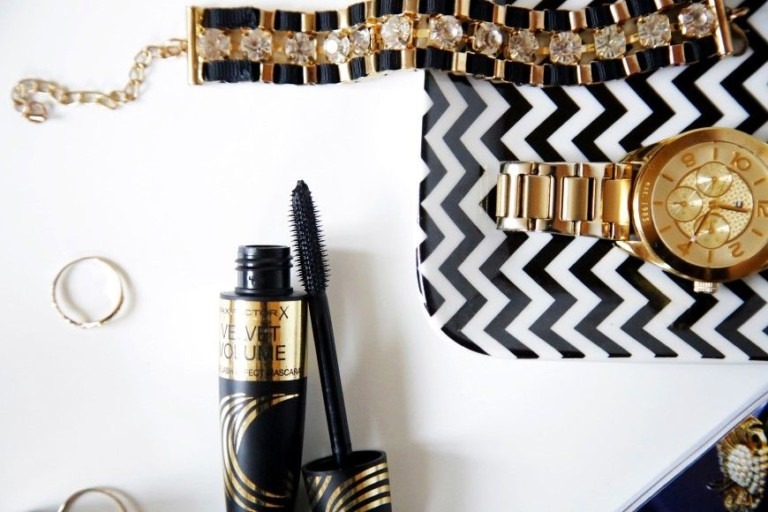 Max Factor Velvet Volume False Lash Effect Maskara