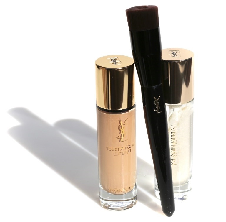 Yves Saint Laurent Le Teint Touche Eclat Fondoten Blur Primer