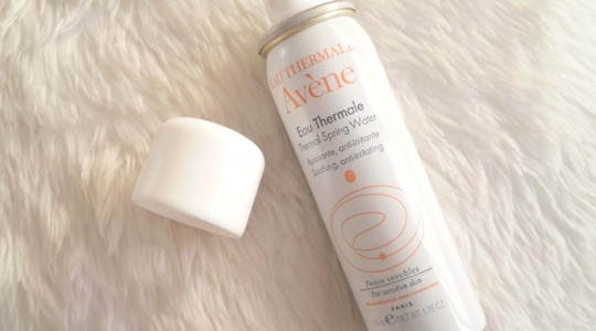 Avene Yüz Nemlendirici Termal Spreyi — Avene Thermal Spring Water