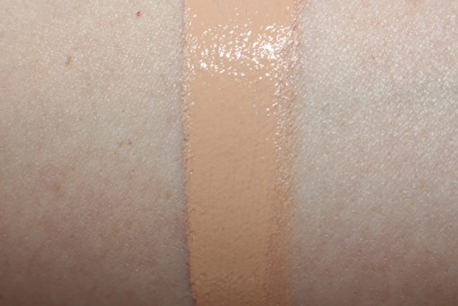 Benefit Hello Happy Soft Blur Fondoten