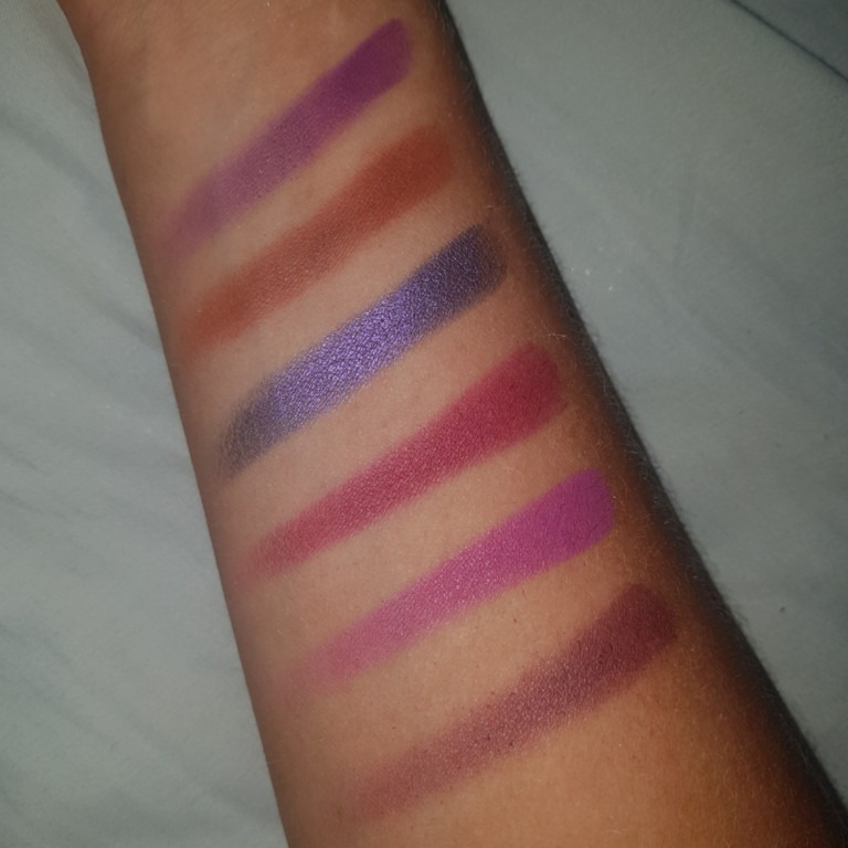 I Heart Revolution Violet Chocolate Far Paleti