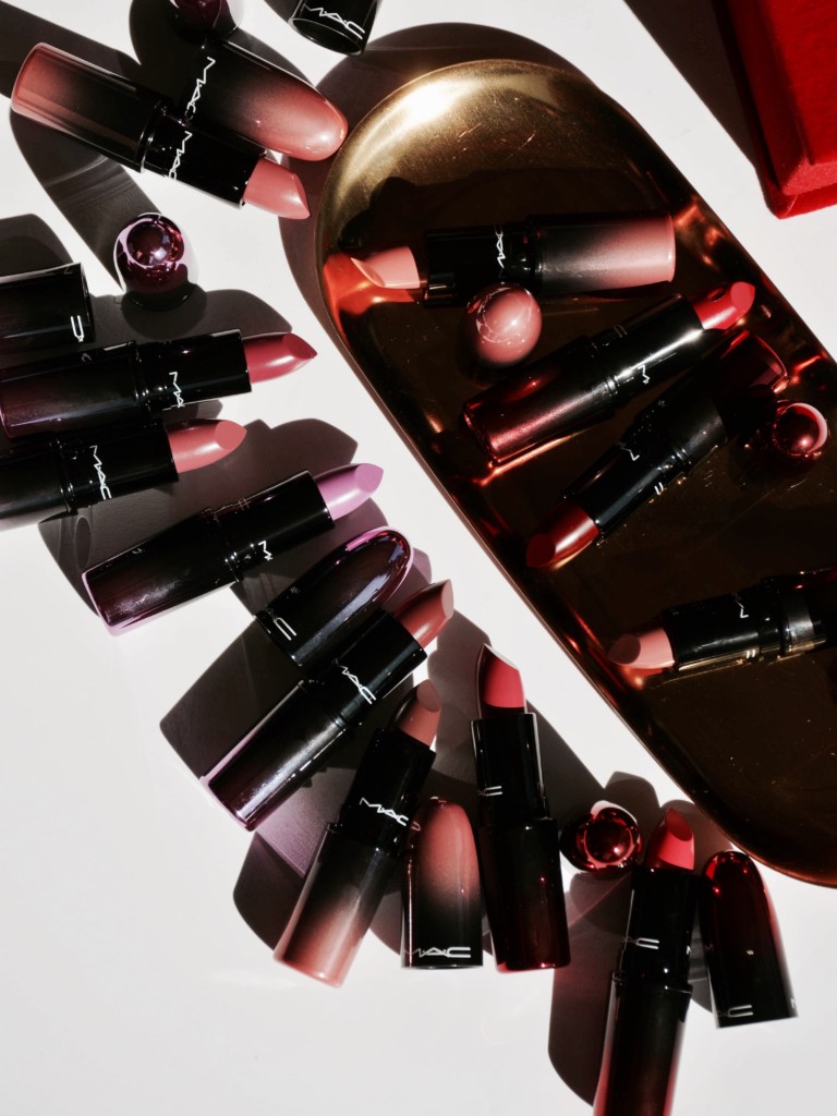 M A C Love Me Lipstick Ruj Koleksiyonu Tum Renkler