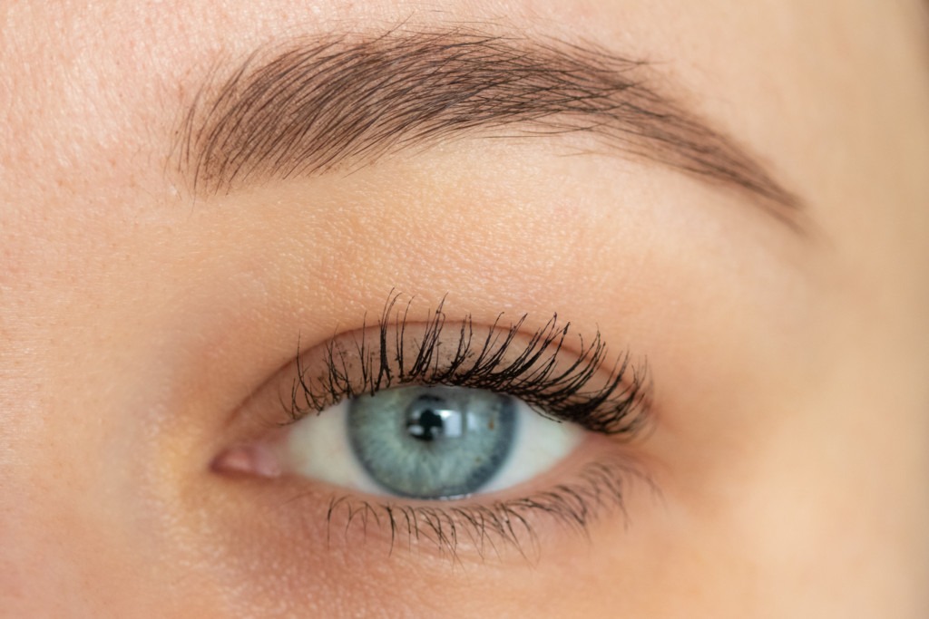 Maybelline Falsies Kirpik Lifting Etkili Maskara