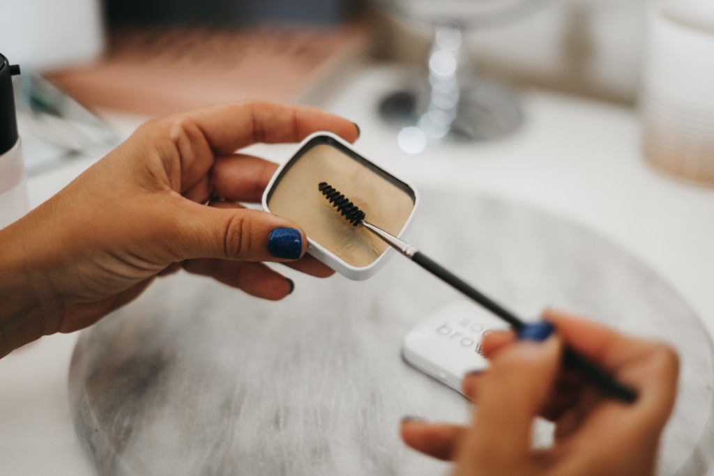 Sabun Ile Kas Sekillendirme Kas Sabunu