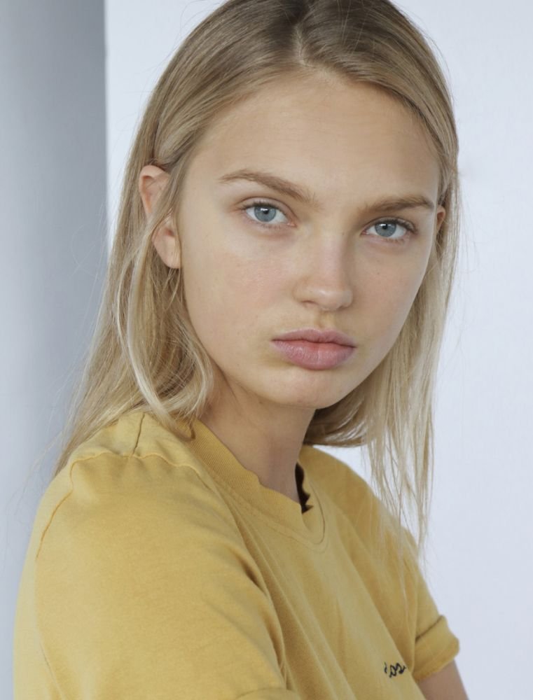 Goz Alti Morluklarina Cozum Olacak En Iyi 7 Goz Kremi