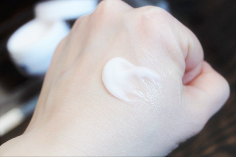 Nivea Make Up Expert Puruzsuz Makyaj Icin Nemlendirici Makyaj Bazi