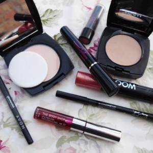Avon True Color Pata Krem Fondöten